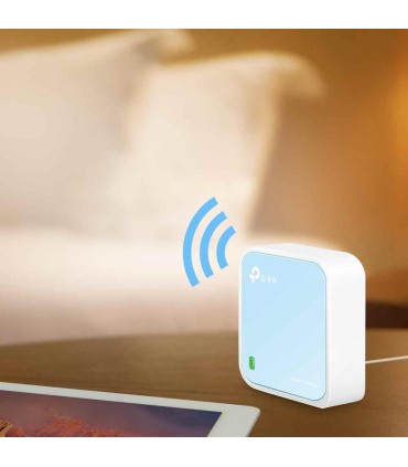 TP-LINK Wireless Router  Wireless Router 300 Mbps IEEE 802.11 b/g IEEE 802.11n USB 2.0 1x10/100M TL-WR802N