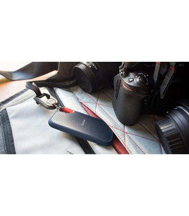 SANDISK External SSD  Extreme 2TB Write speed 1000 MBytes/sec Read speed 1050 MBytes/sec SDSSDE61-2T00-G25